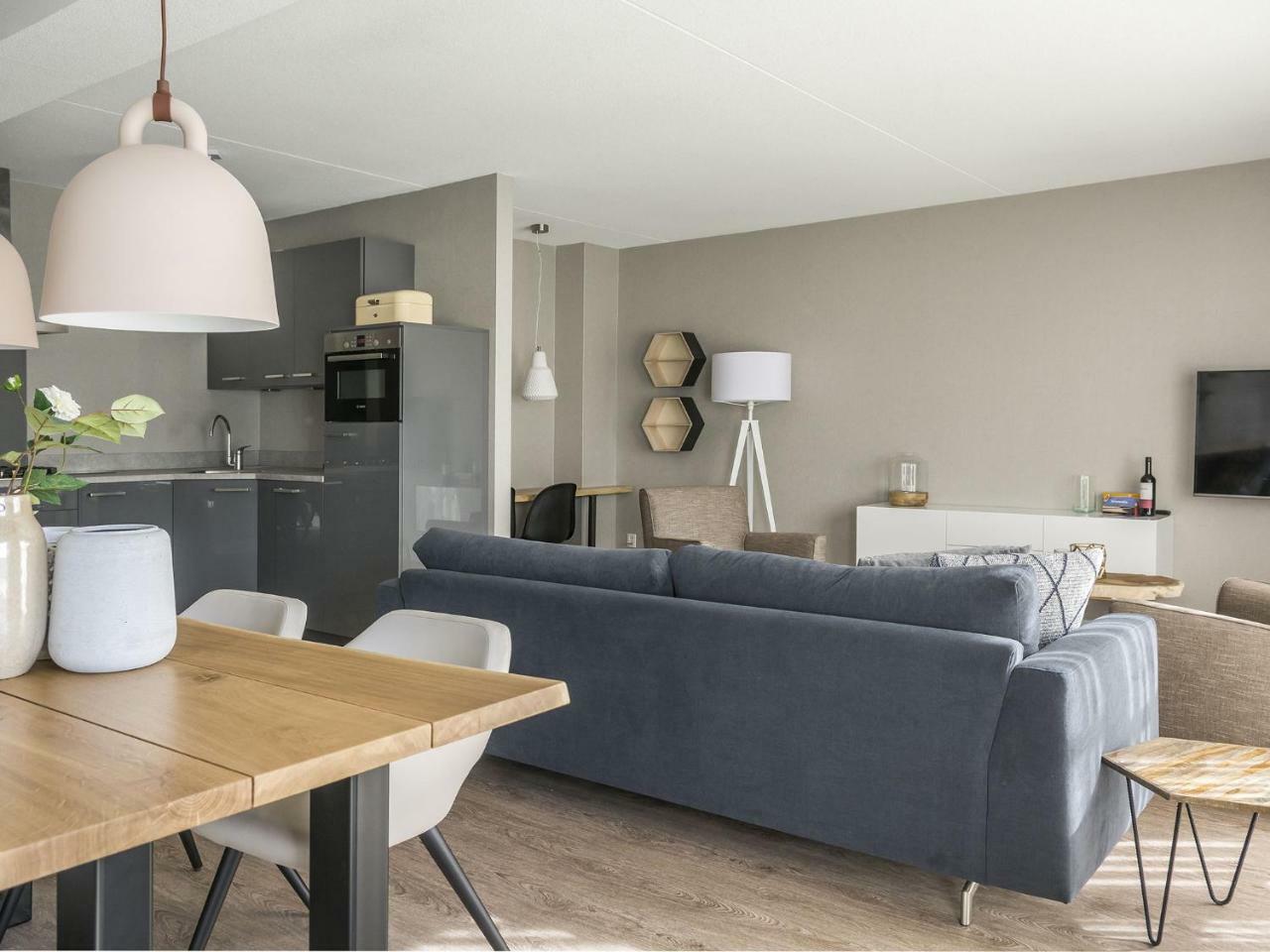 Spacious Farmhouse In De Cocksdorp With Private Terrace Exteriér fotografie